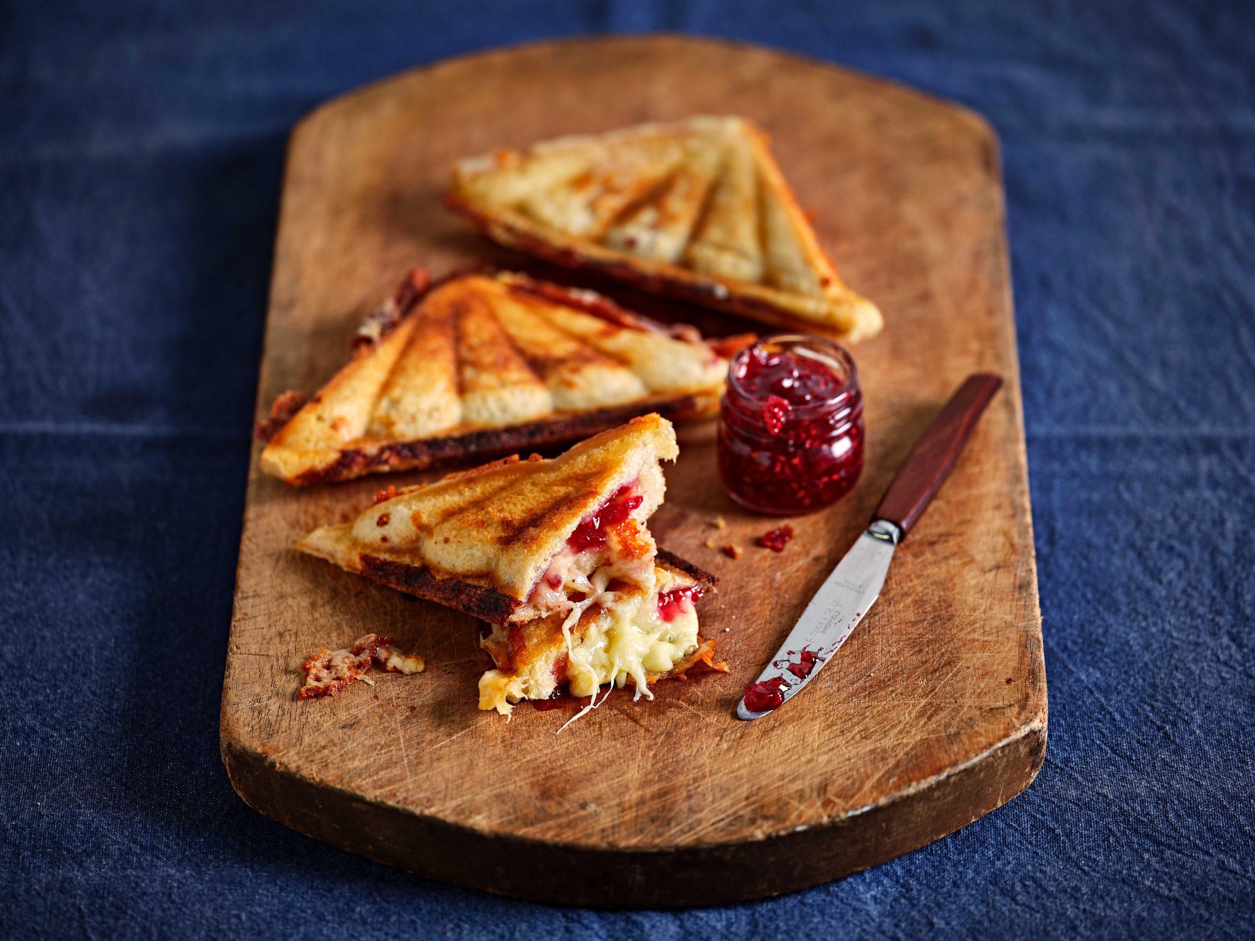 Jammy Cheese Sarnie