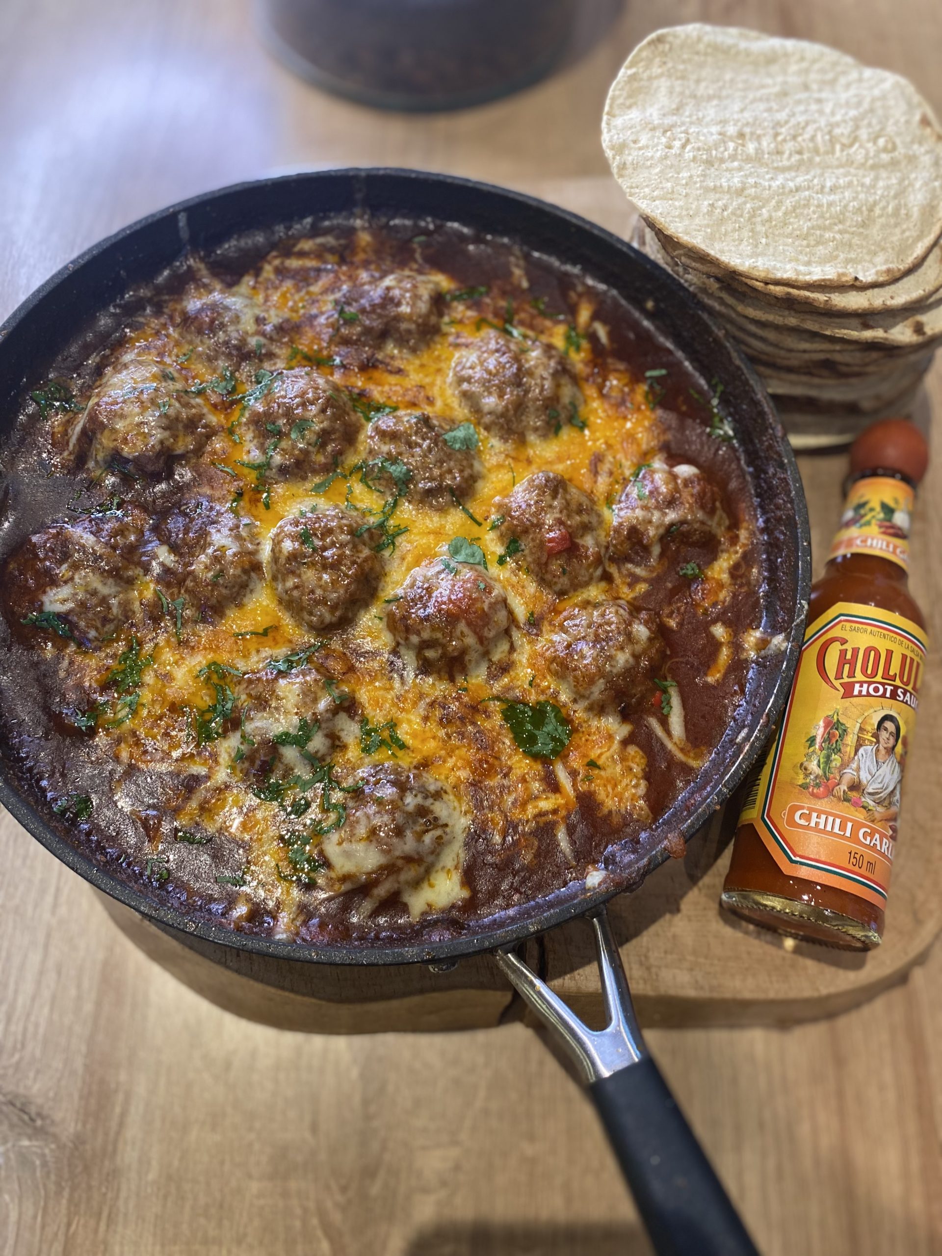 Oh-so-Cheesy Chilli Beef Meatballs