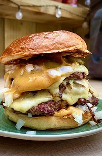 Smash Burgers by @smoke_shack_ni